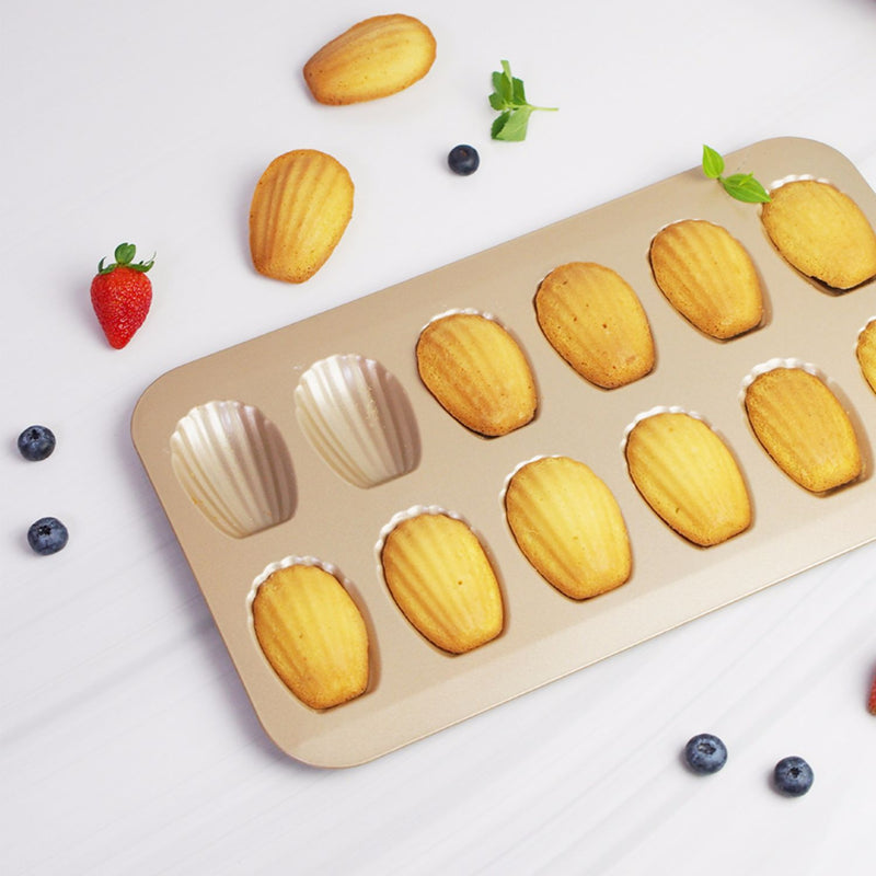 Madeleine Pan 12 Cavity Shell Shape Carbon Steel Baking Cake Mold Pan Oven Baking